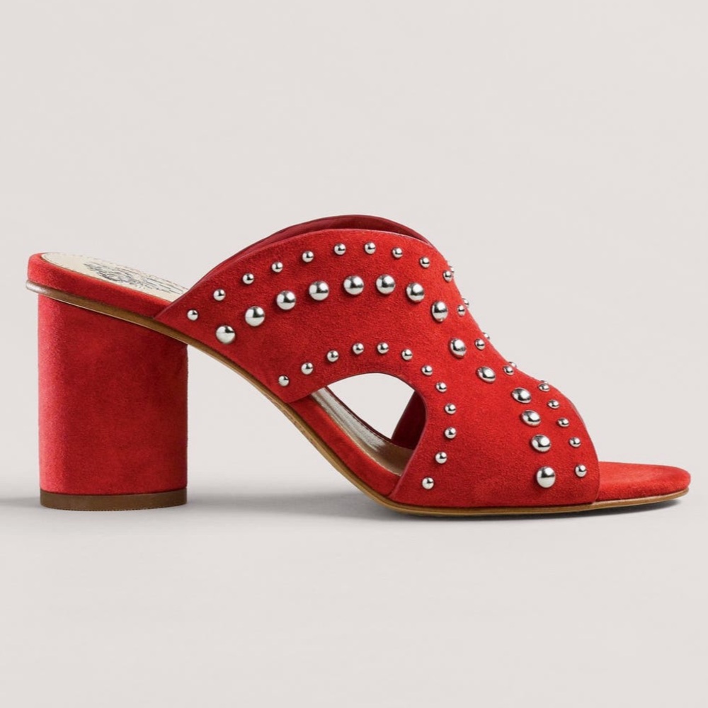 VINCE CAMUTO JORLYN MULE IN TOMATO TANGO SUEDE